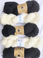 Load image into Gallery viewer, Pressed Flowers Kit