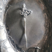 Load image into Gallery viewer, Jul Designs Shawl Stick