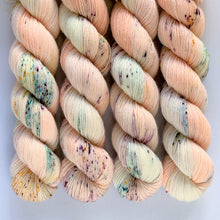 Load image into Gallery viewer, LBA Merino DK