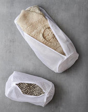 Load image into Gallery viewer, Sweater Care Kit