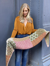 Load image into Gallery viewer, Scout Shawl Kit