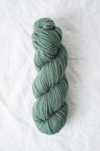 Load image into Gallery viewer, Puffin