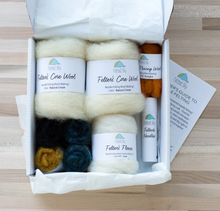 Load image into Gallery viewer, Snowman Needle Felting Kit