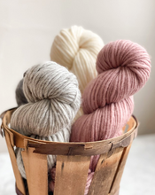 Load image into Gallery viewer, Puffin