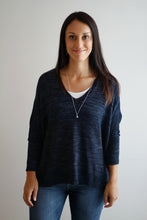 Load image into Gallery viewer, V Neck Boxy