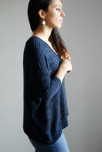 Load image into Gallery viewer, V Neck Boxy