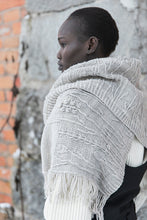 Load image into Gallery viewer, Wild Flowers Shawl