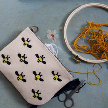 Load image into Gallery viewer, Zip pouch Frida