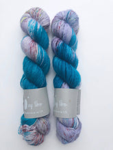 Load image into Gallery viewer, Qing Single