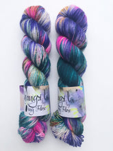 Load image into Gallery viewer, Qing Single