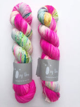 Load image into Gallery viewer, Qing Single