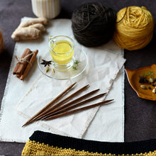 Load image into Gallery viewer, KnitPro Ginger Double Pointed Needles