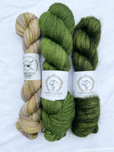 Load image into Gallery viewer, Lovebirds Hat