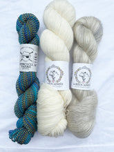 Load image into Gallery viewer, Lovebirds Hat