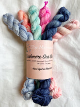 Load image into Gallery viewer, Winter Wonders Mini Set