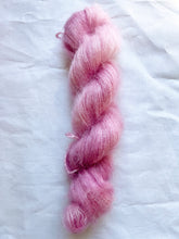 Load image into Gallery viewer, Sea Silk