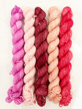 Load image into Gallery viewer, Kissing Gourami