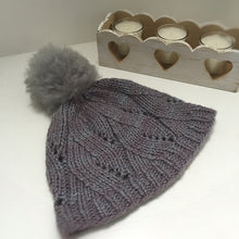 Load image into Gallery viewer, Ice River Hat Virtual Workshop (prerecorded)