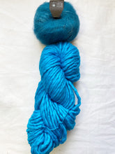 Load image into Gallery viewer, Stevie Fingerless Gloves