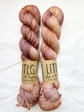 Load image into Gallery viewer, Solstice Rose Cowl Kit