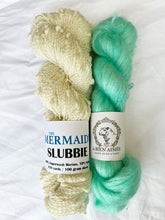 Load image into Gallery viewer, Snow Flurries Slouch