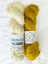 Load image into Gallery viewer, Snow Flurries Slouch