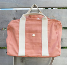 Load image into Gallery viewer, Crossbody Boxy Tote