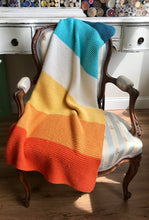 Load image into Gallery viewer, Spud and Chloe Garter Blanket