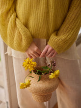 Load image into Gallery viewer, Laine Magazine Issue 29
