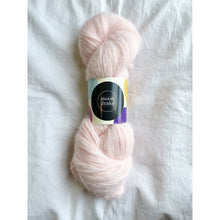 Load image into Gallery viewer, Halo Paca Shawl
