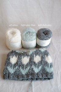 Winter Bulbs Cowl