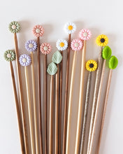 Load image into Gallery viewer, Flower Needle Protectors
