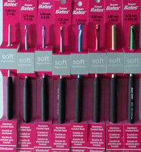 Load image into Gallery viewer, Silvalume Soft Ergonoomic Crochet Hook

