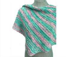 Load image into Gallery viewer, Ric-Rac Shawl

