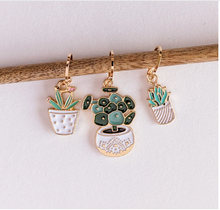 Load image into Gallery viewer, Potted Plants Stitch Markers
