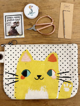 Load image into Gallery viewer, Knitter&#39;s Gift Bag
