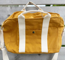 Load image into Gallery viewer, Crossbody Boxy Tote
